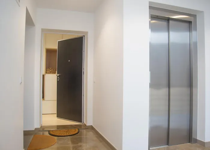 アパート - Ferreiras