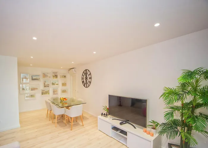 - Ferreiras アパート バターリャ